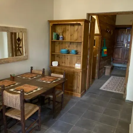 بيت للعطل Old Town Cozy In The Heart Of أنطاليا